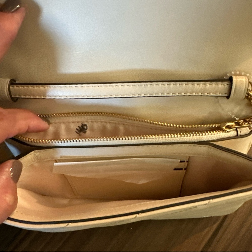 Tory Burch - Kira Chevron Chain Wallet New Cream Handbag - Picture 8 of 11